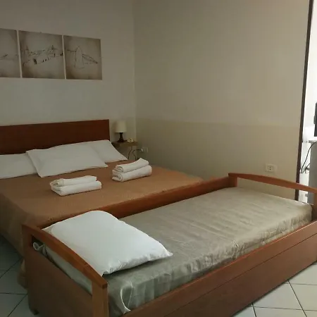 Casa Massaia Апартаменты Вьесте